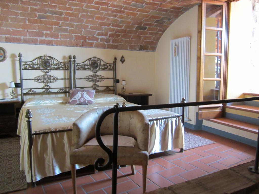Bed and Breakfast Poggio Delle Rondini Bagnone Екстер'єр фото