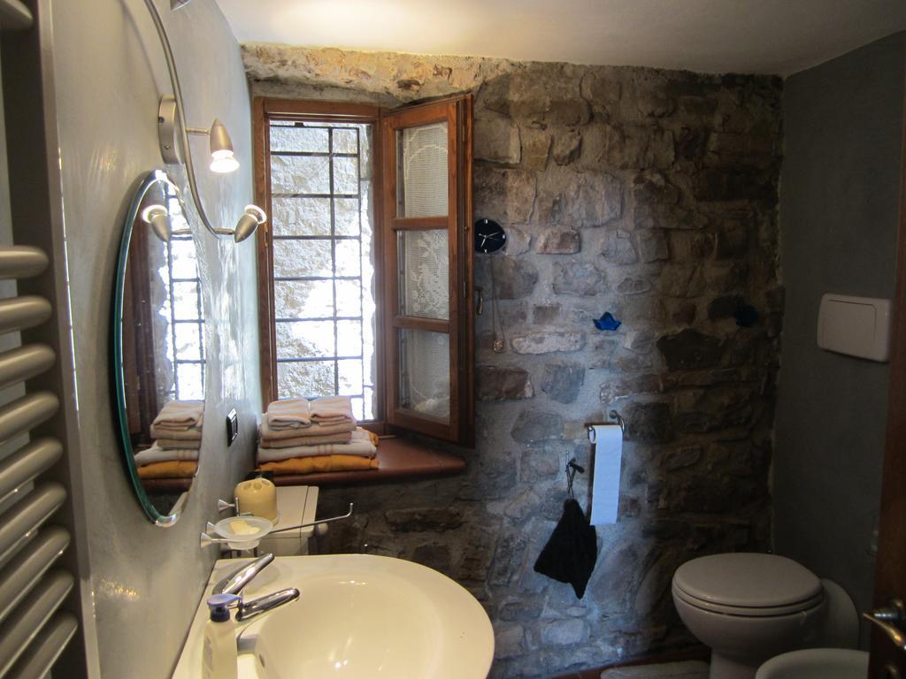Bed and Breakfast Poggio Delle Rondini Bagnone Екстер'єр фото