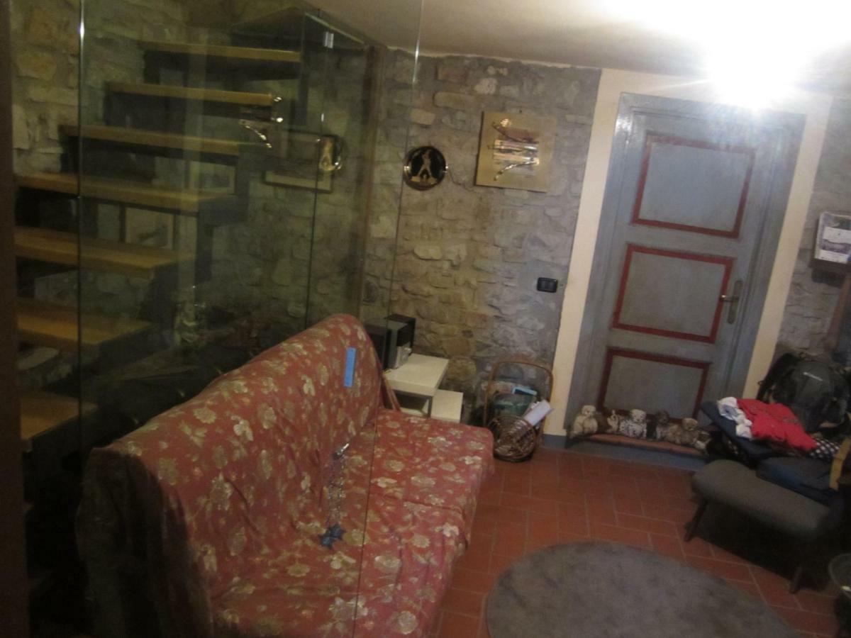 Bed and Breakfast Poggio Delle Rondini Bagnone Екстер'єр фото
